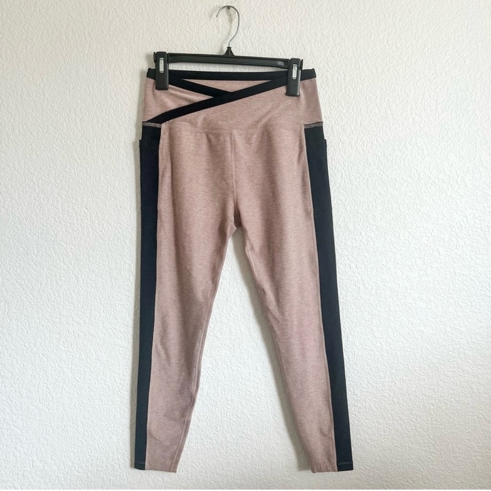 Beyond Yoga Size Large Spacedye On Block High Waisted Midi Side Pocket Leggings